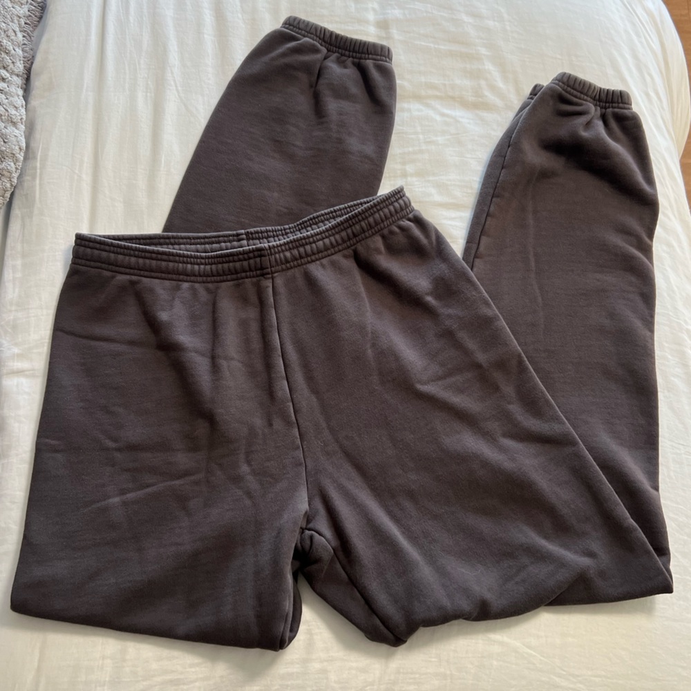 Skims sweats